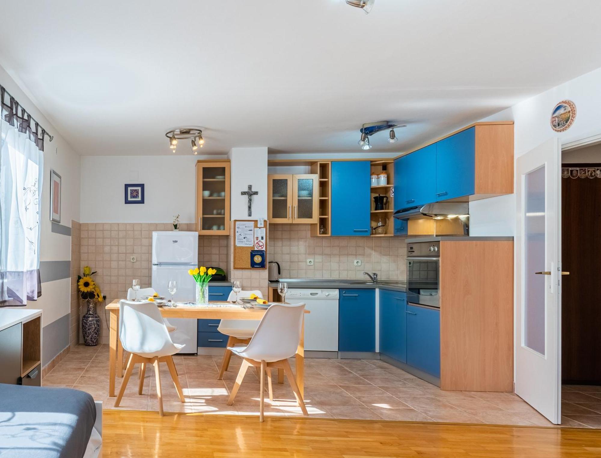 Apartment Kristian Đảo Đảo Cres Ngoại thất bức ảnh